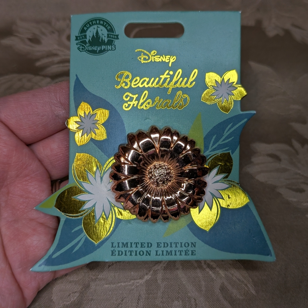 Disney Pins Beautiful Florals Snow White Pin, NWT! - Picture 10 of 10